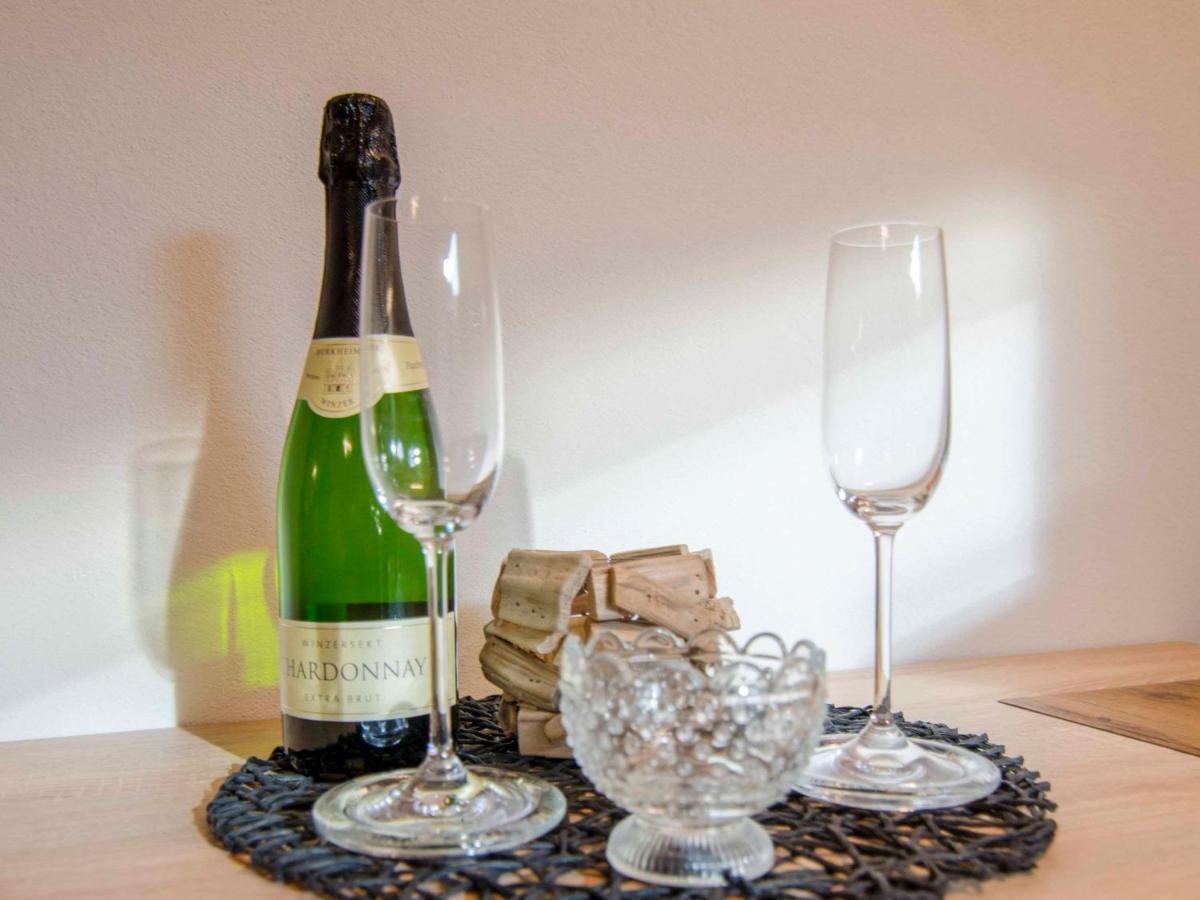 Haus Bienen Bed & Breakfast Ihringen Ngoại thất bức ảnh